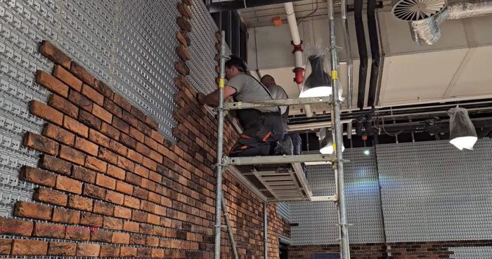 Fatada ventilata structura aluminiu si placari caramida [10]