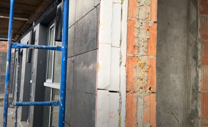 Ceramic-plated tongue and groove thermal system [7]
