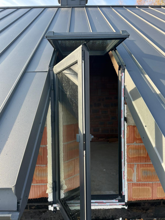 Aluminum attic windows, terrace access doors [31]