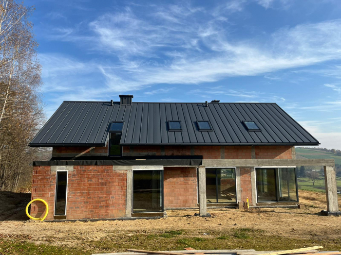 Aluminum attic windows, terrace access doors [26]