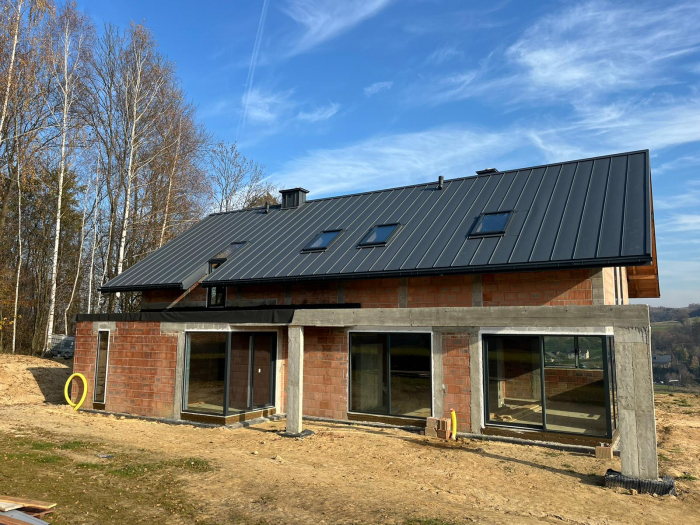 Aluminum attic windows, terrace access doors [32]