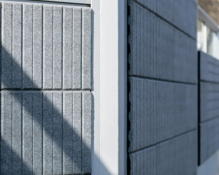 Rubber mattresses for soundproofing fences and structures infrastructure [6]