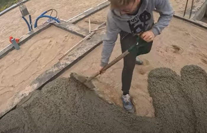 Expanded clay granules for construction [6]