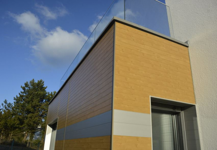 Placari universale cu rigle de aluminiu cu aspect de lemn [16]