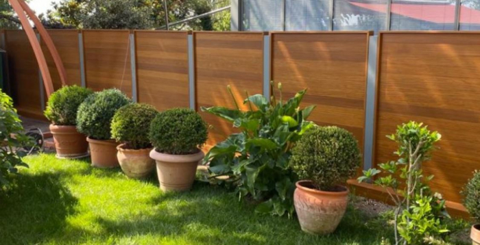 Universal cladding with wood-look aluminum profiles [18]