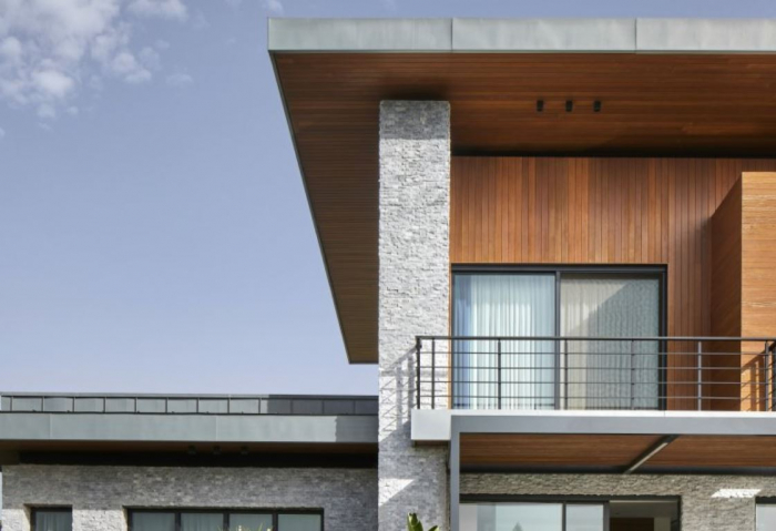 Universal cladding with wood-look aluminum profiles [20]