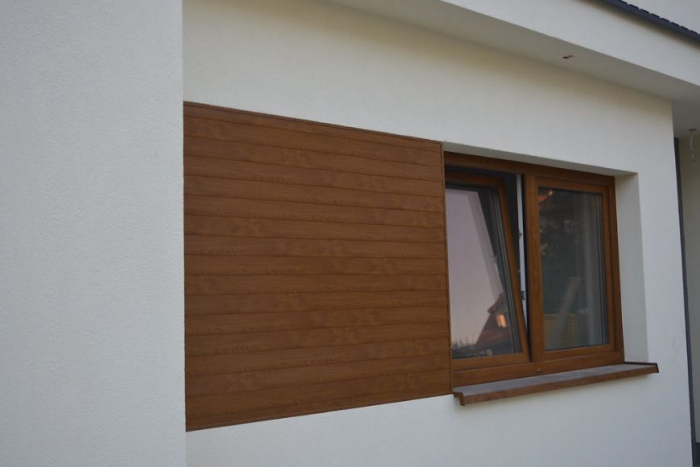 Placari universale cu rigle de aluminiu cu aspect de lemn [42]