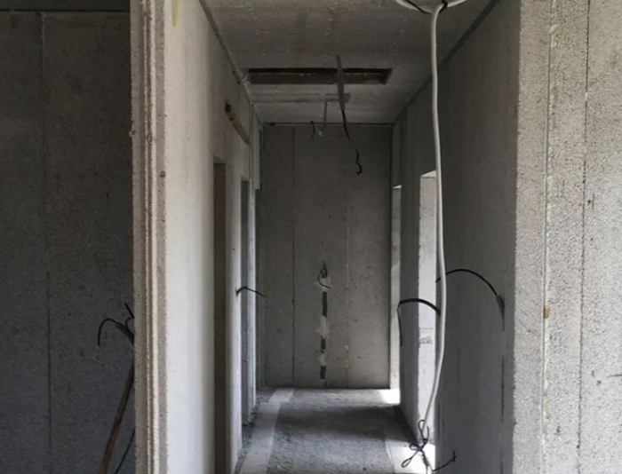 Pereti despartitori din polistiren si beton [4]