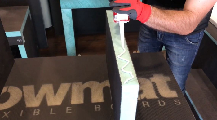 Placi structurale din polistiren extrudat placate cu plasa de fibra de sticla si ciment [65]