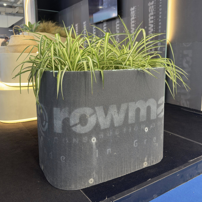 Placi structurale din polistiren extrudat placate cu plasa de fibra de sticla si ciment [44]