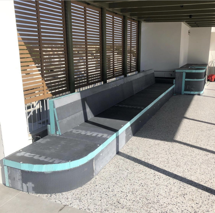 Placi structurale din polistiren extrudat placate cu plasa de fibra de sticla si ciment [35]