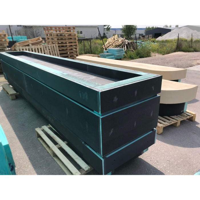 Placi structurale din polistiren extrudat placate cu plasa de fibra de sticla si ciment [63]