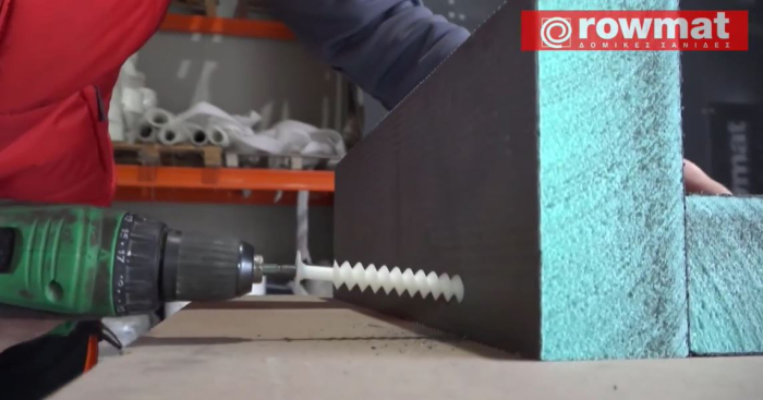 Placi structurale din polistiren extrudat placate cu plasa de fibra de sticla si ciment [68]