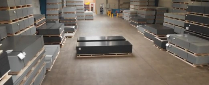 Placi tip placaj din plastic reciclat [12]