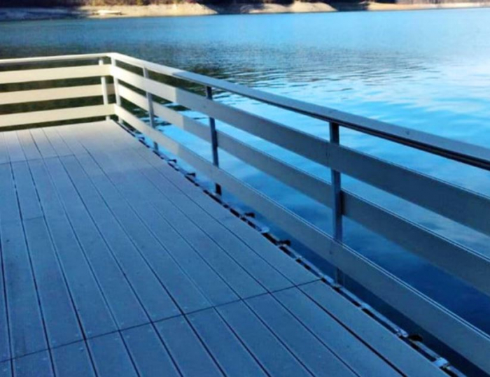 Floating pontoon [2]