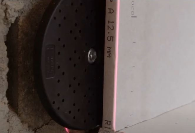 Sistem de fixare a plăcilor, fara profile metalice [9]
