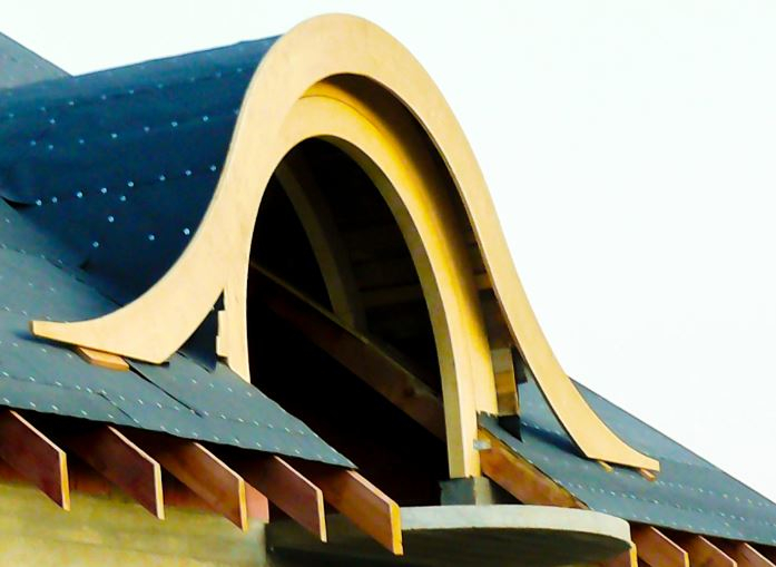 Pergolas and terraces made of glued laminated wood [18]