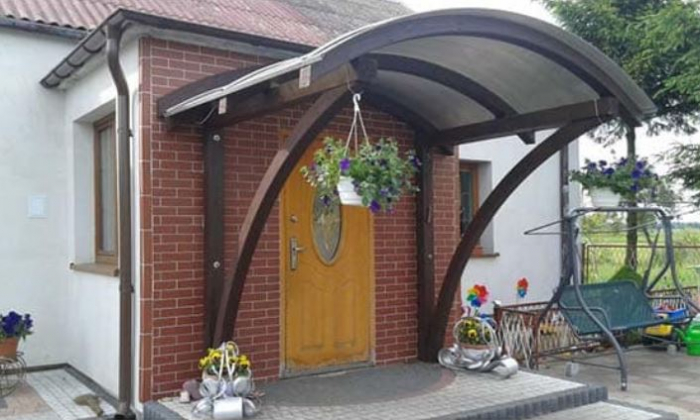 Pergolas and terraces made of glued laminated wood [20]