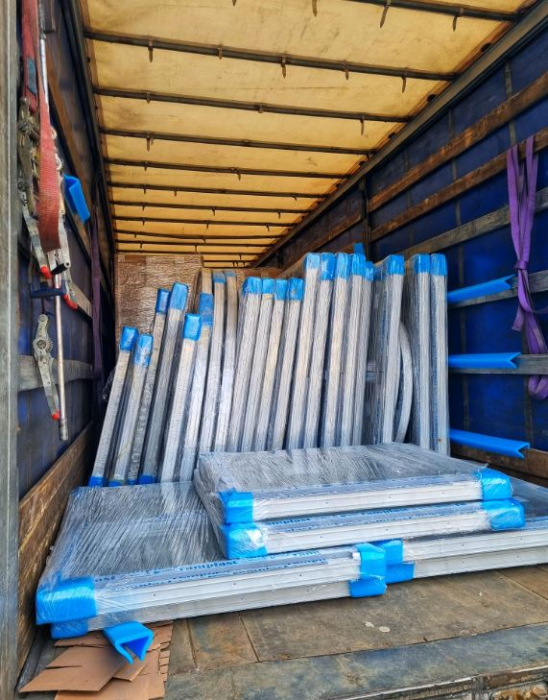 Tamplarie lemn stratificat  cu exterior Aluminiu [17]