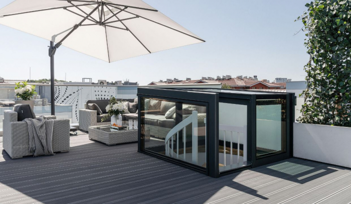 Terrace access door [5]