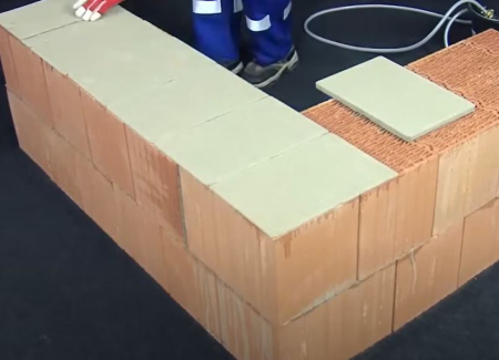 Benzi de mortar pentru zidarie [17]