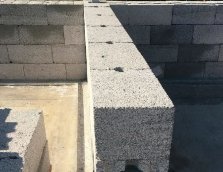Caramizi din polistiren si beton [7]