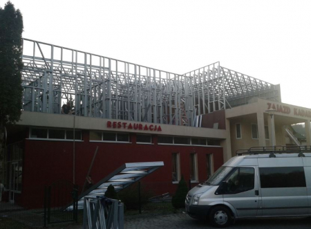 Case metalice prefabricate [19]