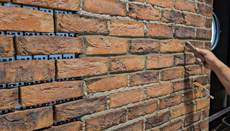 Fatada ventilata structura aluminiu si placari caramida [8]