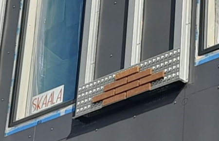 Fatada ventilata structura aluminiu si placari caramida [20]