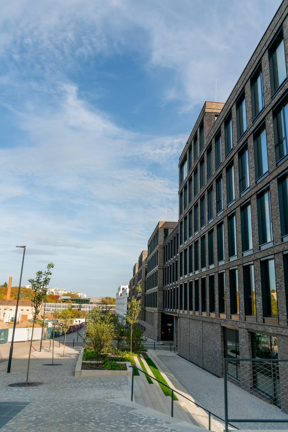Fatada ventilata structura aluminiu si placari caramida [35]