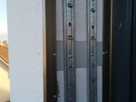 Placari universale cu rigle de aluminiu cu aspect de lemn [30]