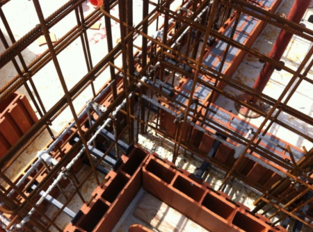 Sistem de constructie din cofraje pierdute din ceramica si polistiren grafitat [6]