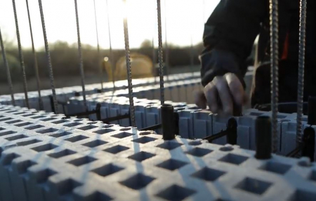 Construction system made of polystyrene and concrete permanent formwork [4]