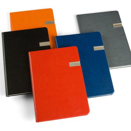 AGENDE DATATE & NEDATATE - Agenda nedatata Notebook ,,USB"