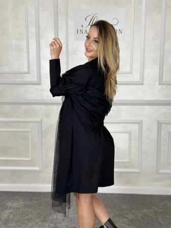 Rochie neagra tip sacou cu tul [4]