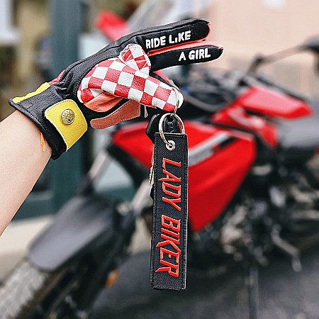 Brelocuri - breloc moto fete BNF Lady Biker