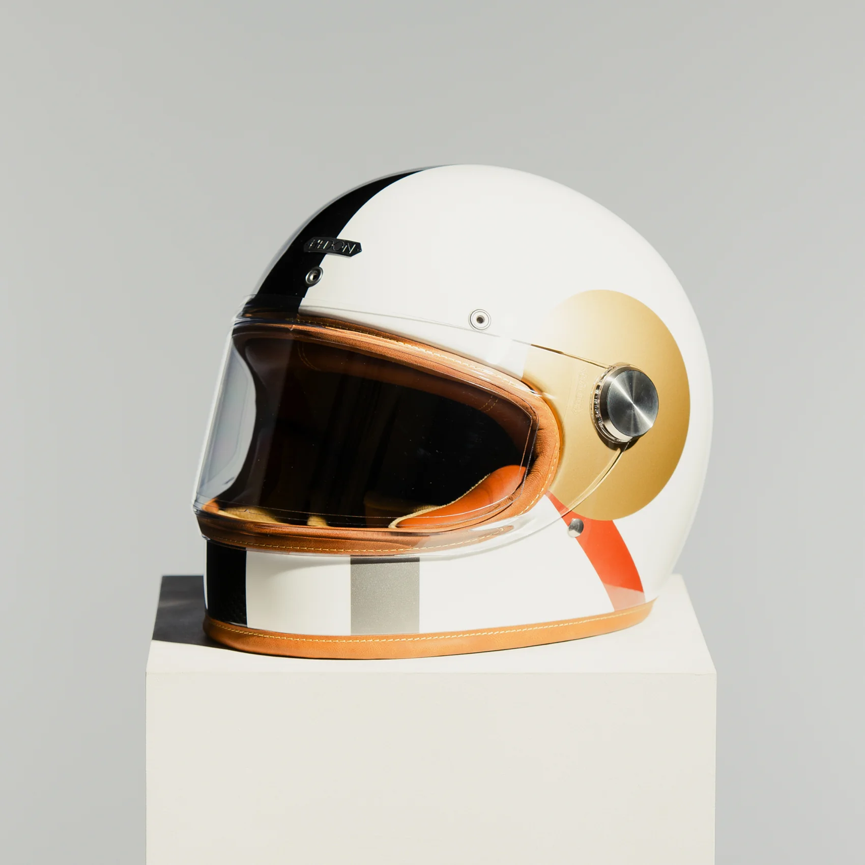 Femei - Cască Moto Integrală Hedon Heroine Racer 2.0 – Ediție Bauhaus (Fibră Carbon, ECE 22.06 / DOT)