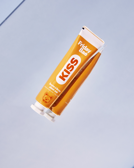 Balsam de buze cu 97.16% ingrediente naturale cu aroma de cirese - KISS - Oral Pleasure Lip Balm, 15 ml, Friday Bae [3]