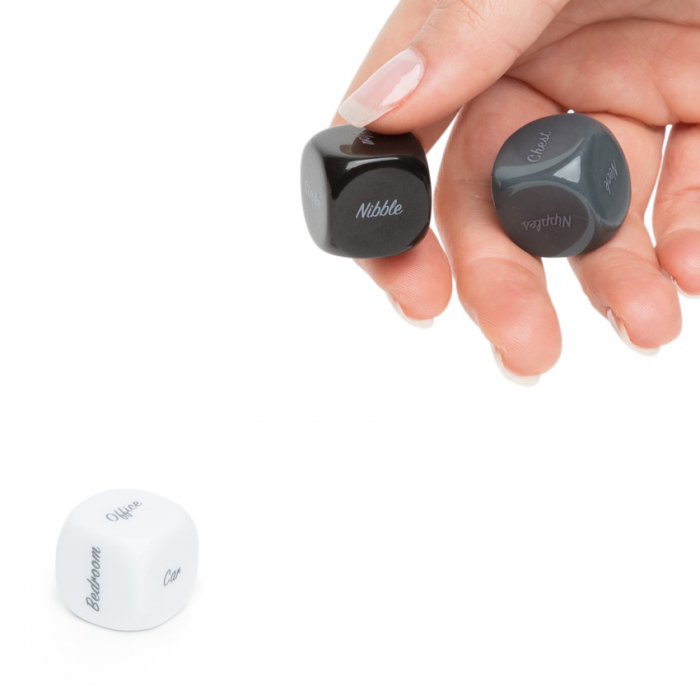 Joc de rol cu zaruri Play Nice, Fifty Shades of Grey [2]