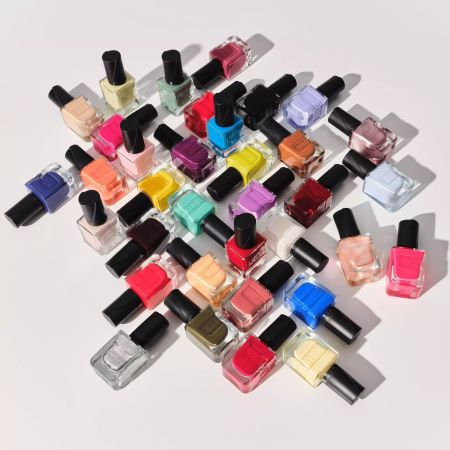 Lac pentru unghii 044 Sparkle Like It's Midnight, 10.5 ml, Catrice [5]
