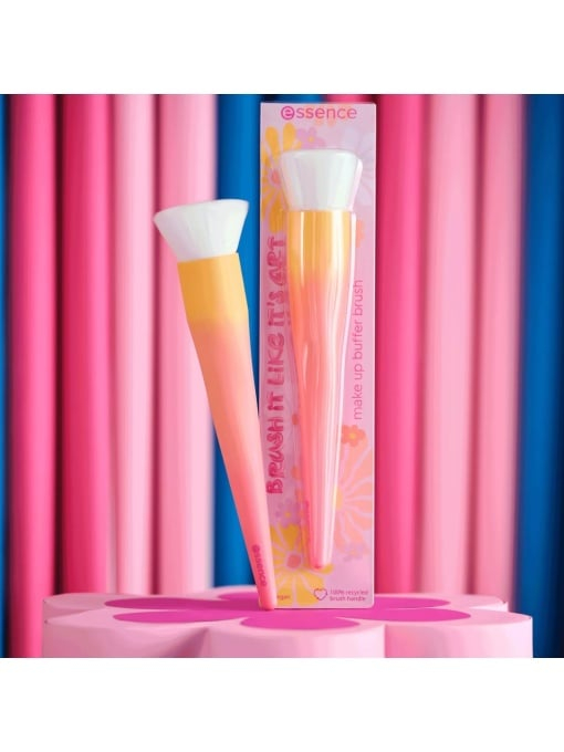 Pensula pentru blending BRUSH IT LIKE IT'S ART - Buff On, You’re A Work Of Art, 1 buc, Essence [3]