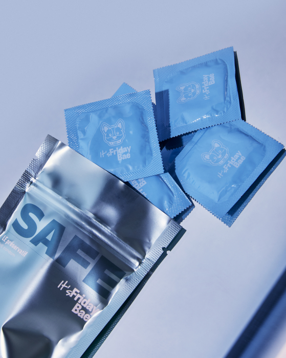 Prezervative pre-lubrifiante ultra subtiri SAFE - THE condom, 10 bucati, Friday Bae [2]