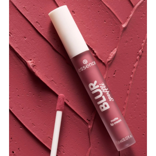 Ruj lichid BLUR soufflé matte lip cream 05 - Crush Hour, essence [4]