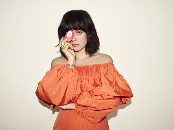 Vibrator pentru clitoris Liberty by Lily Allen, Roz, Womanizer [10]