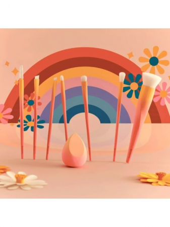 Buretel pentru machiaj BRUSH IT LIKE IT'S ART - Dab, Blend & Create Art, 1 buc, Essence [3]