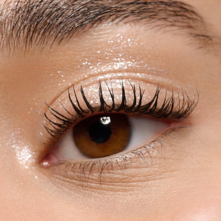 Fard de pleoape mono cu efect glitter 01 - Frosted Shine, essence [3]