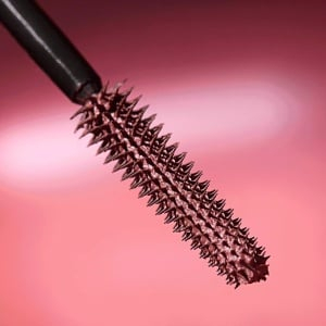 Mascara ETERNAL RED Glam & Doll Volume Mini Mascara C01 - Burgundy, 5.5 ml, Catrice [2]