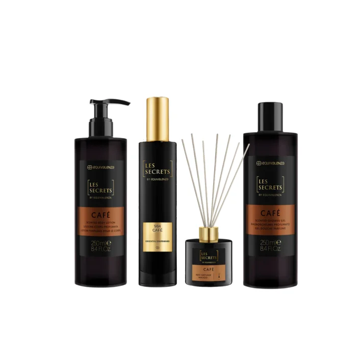 Equivalenza - Pachet Promo: Apa de Parfum Cafe 984 Les Secrets, 50 ml + Parfum pentru camera Les Secrets 984 Cafe, 50 ml + Gel de dus Les Secrets 984 Cafe + Lotiune de corp Les Secrets Cafe 984