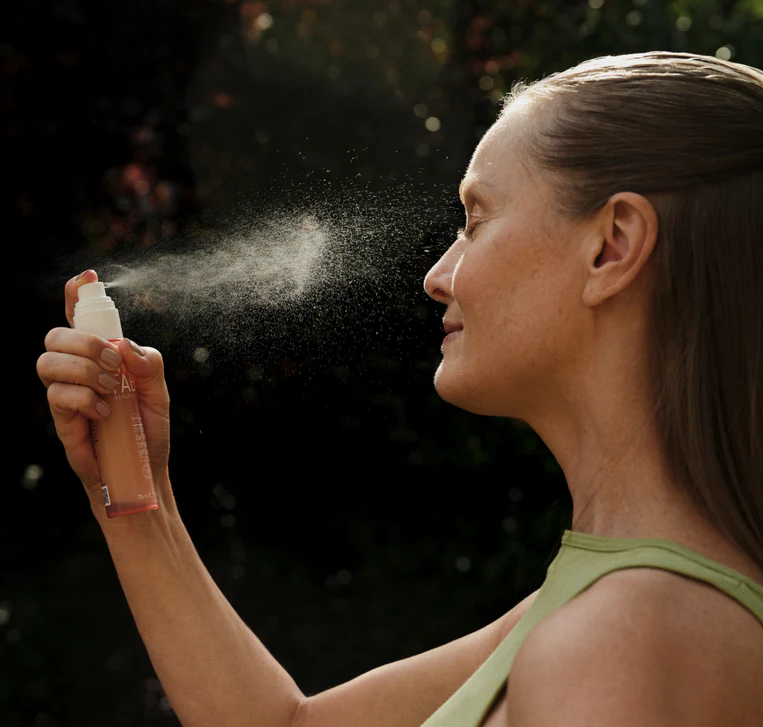 Peptide Fix Mist 2-in-1 cu peptide 4% SPF 50 TONE + TOP UP, 75 ml, NIP+FAB [3]