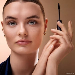 Mascara Wonder Woman Glam & Doll Volume Mascara 010, 10 ml, Catrice [3]